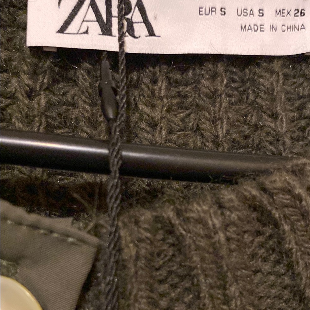 NWT Zara Green Knit Cardigan Cropped Style Zara combination nit cardigan with p - Picture 14 of 16